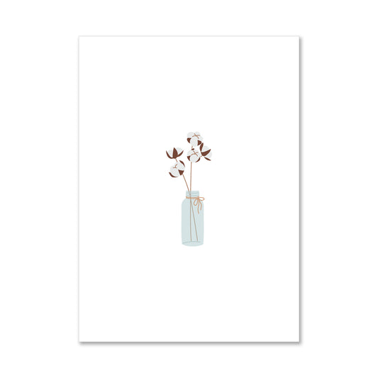 Duurzame witte anzichtkaart met daarop een blauw vaasje met daarin katoenbollen